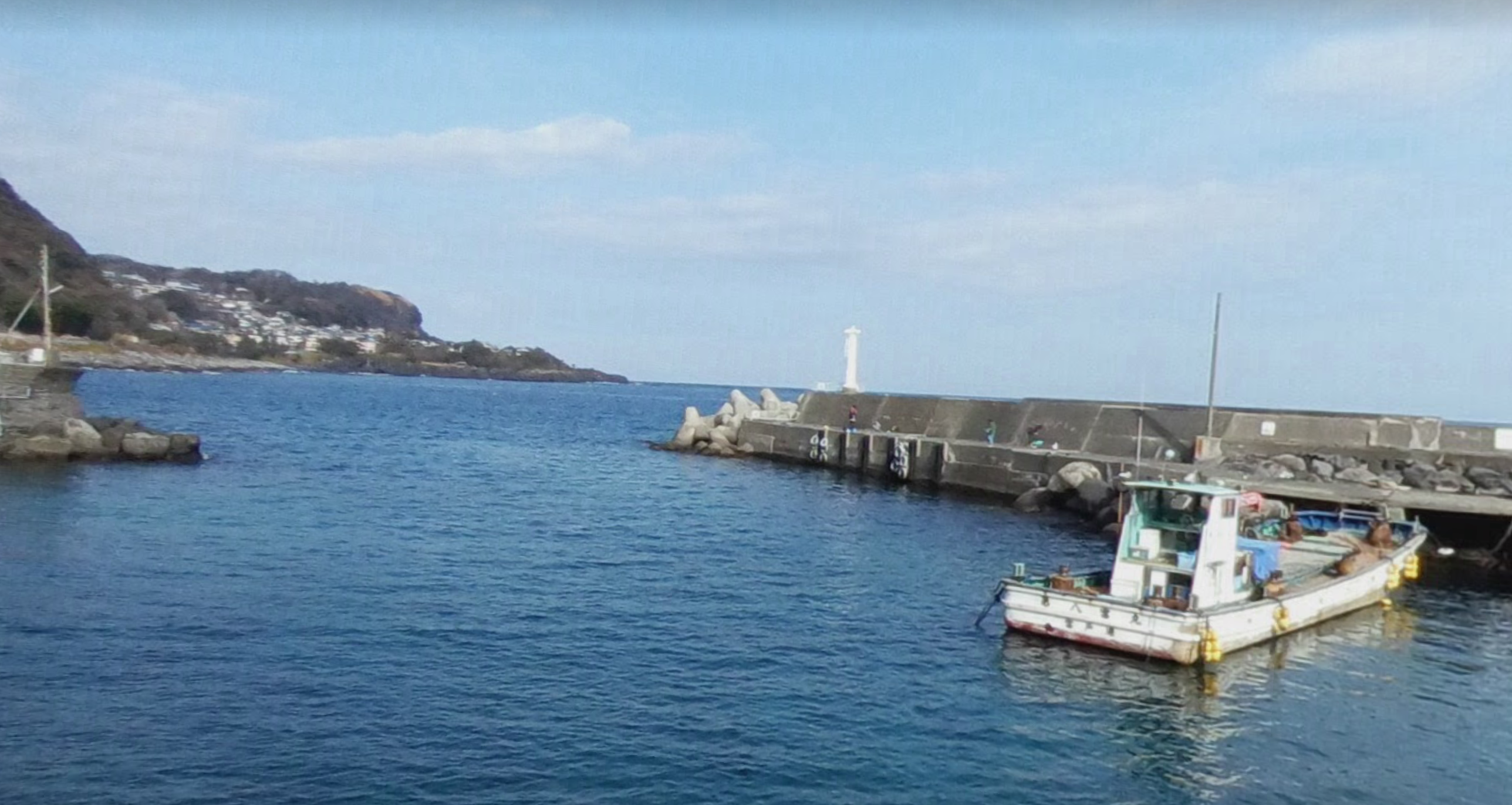 静岡県伊東市 富戸払港 の釣りポイント情報まとめ 隠れた穴場 磯魚からアジ シロギス 釣りマップ